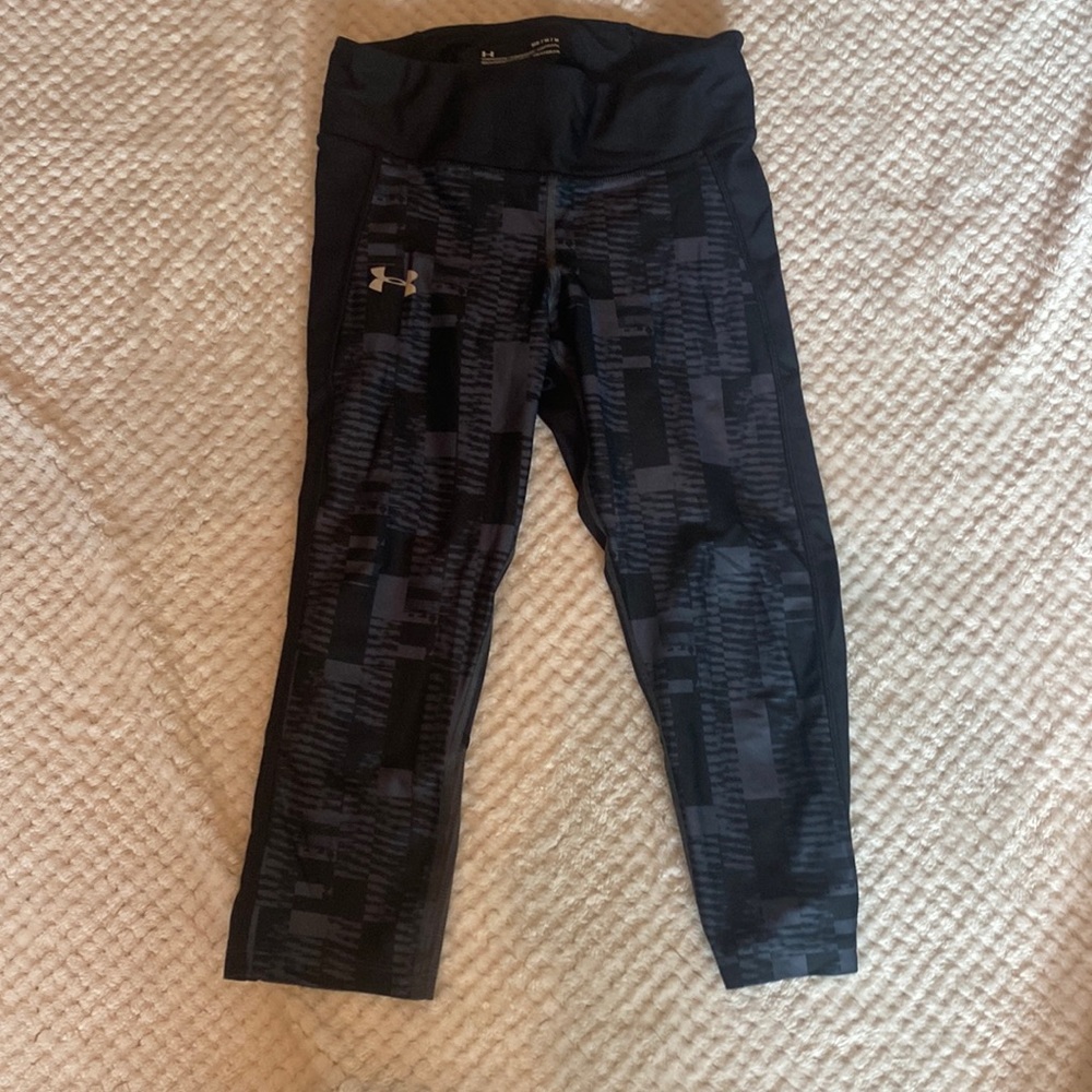 Running capri leggings